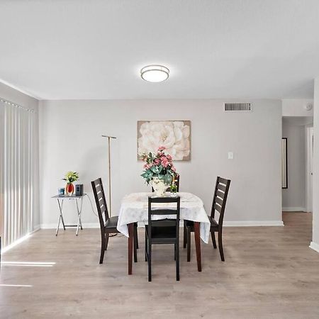 Cozy, Dedicated Workspace, Fast Wi-Fi Apartment Хюстън Екстериор снимка